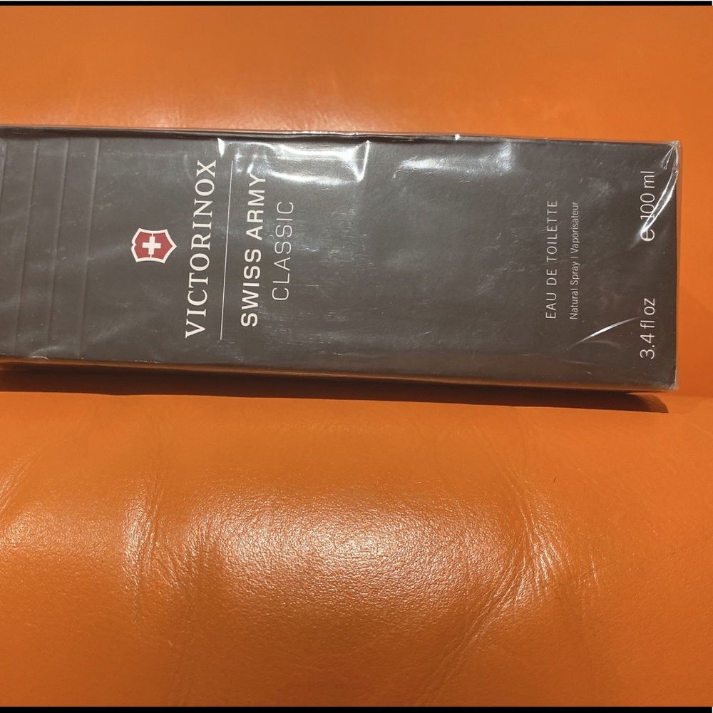 Victorinox swiss army perfume